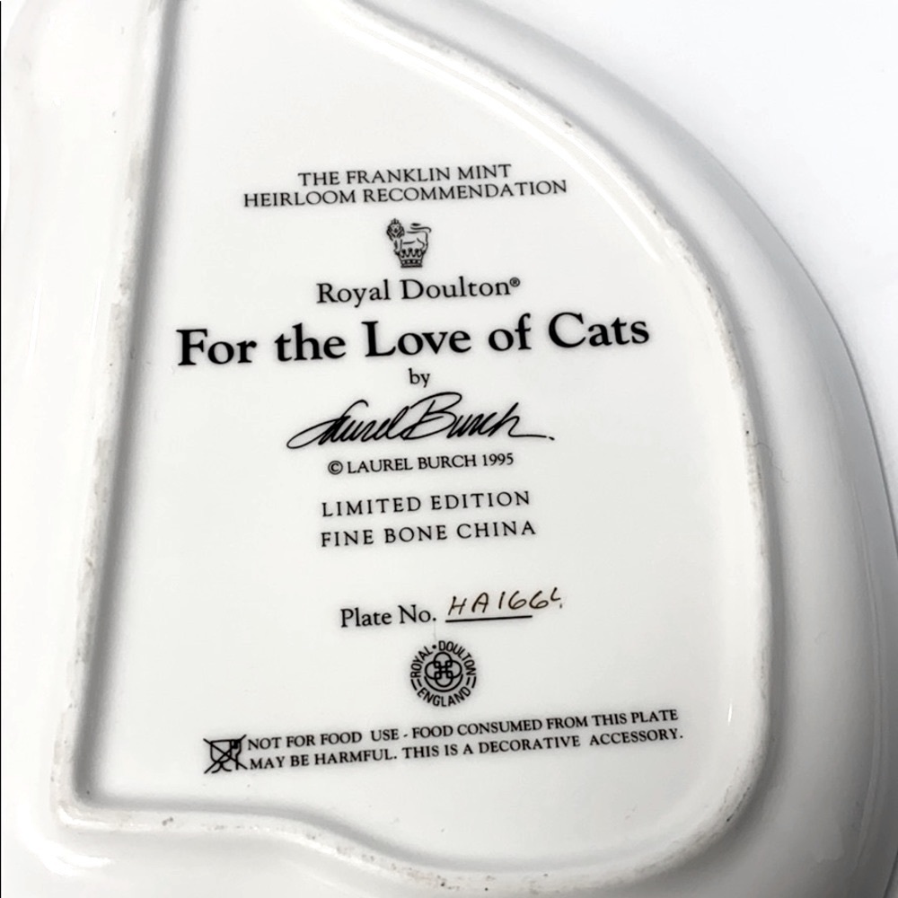 Laurel Burch Royal Doulton For the Love of Cats Limited Edition Fine Bone China - Picture 3 of 3